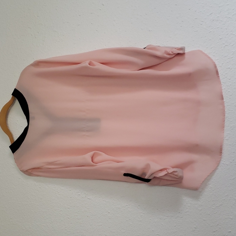 Pink Top - Picture 5 of 6
